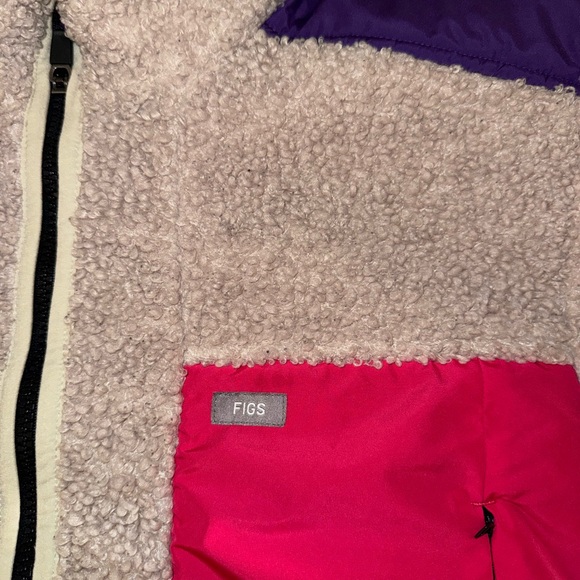 Figs Jacket - Picture 4 of 7